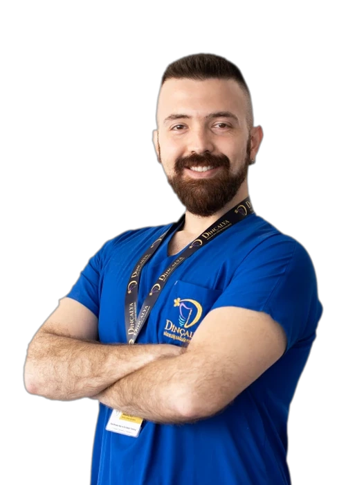 Uzm. Dt. Soydinç Soy, Fachzahnarzt und leitender Zahnarzt